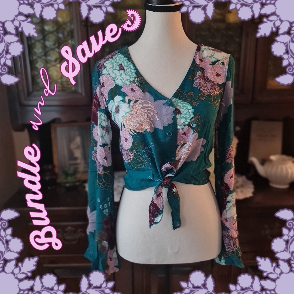 Beautiful Green & Pink Floral Rue 21 Long Sleeve Front Tie Cropped Blouse size S